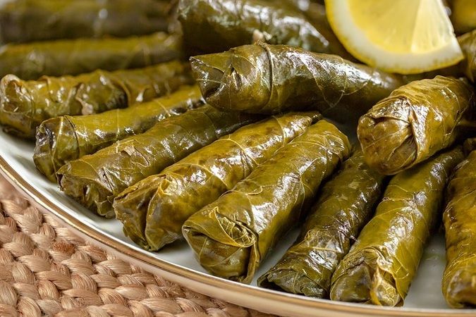 Gaziantepli Ustaların Yaprak Sarma Sırrı: Kalem Gibi Olsun Diye Böyle Pişiriyorlar! 1
